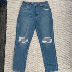 American Eagle Mom Jeans